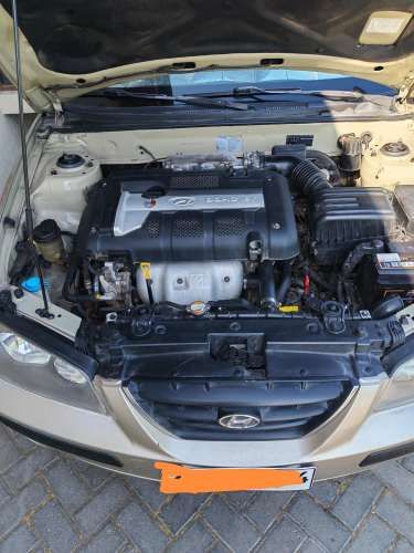 Hyundai  Elantra Automático