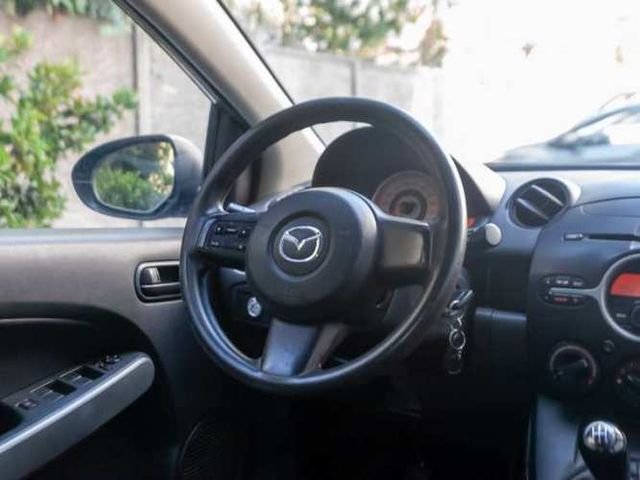 Mazda 2 V 1.5 2009