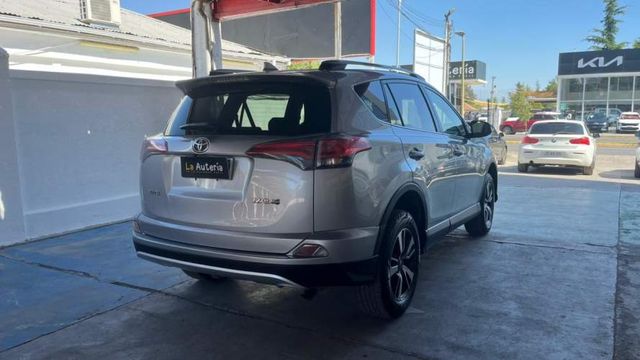 Toyota RAV4 2.5 (2017)