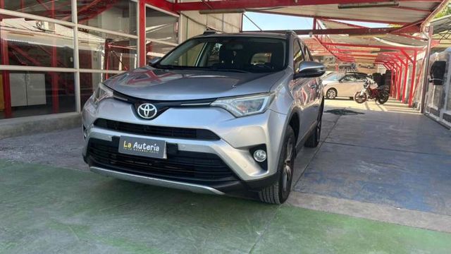 Toyota RAV4 2.5 (2017)