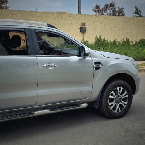 FORD RANGER LIMITED 2.5 2020 MANUAL