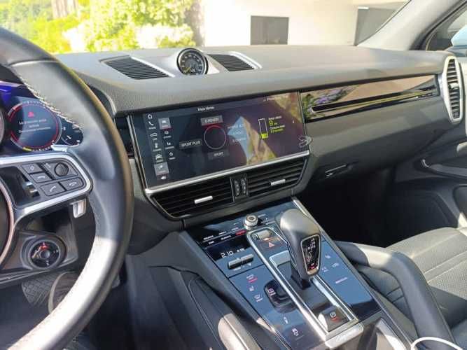 PORSCHE CAYENNE 2020