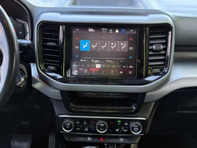 2022 Ram 1000 1.8 Big Horn LX Auto DC