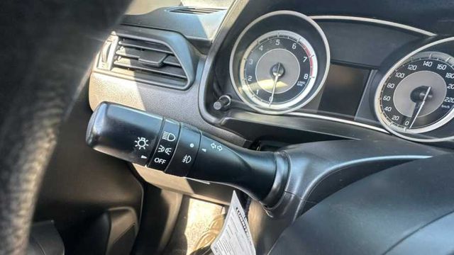 Suzuki Dzire 1.2 GL 4X2 MT 4P	 (2024)