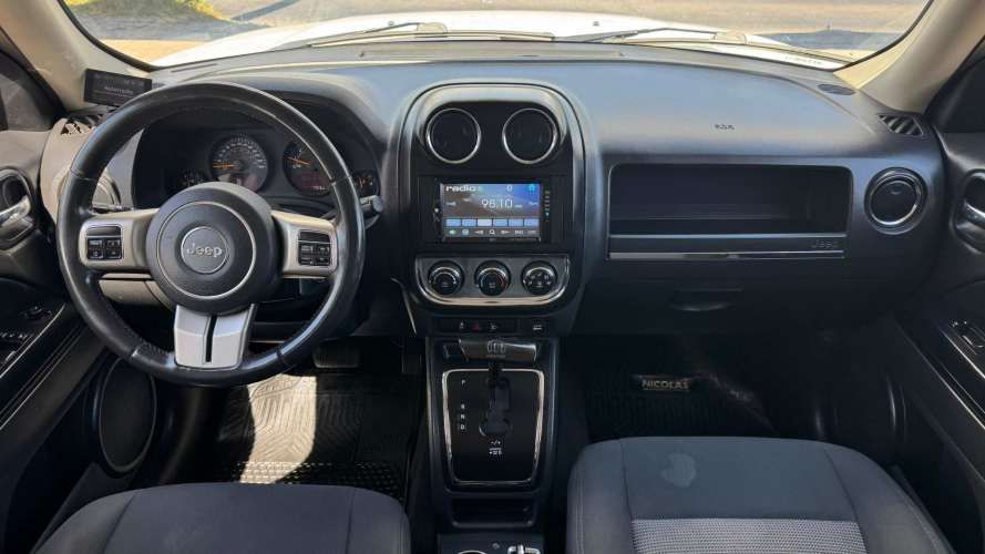 Jeep Patriot 4x4 2.4 automatico (2015)