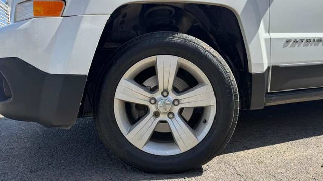 Jeep Patriot 4x4 2.4 automatico (2015)