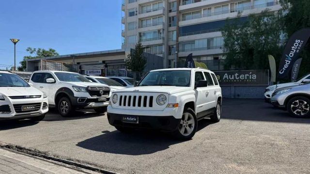 Jeep Patriot 4x4 2.4 automatico (2015)