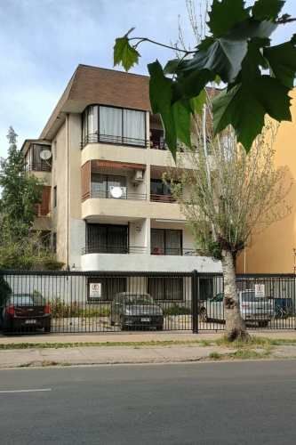 Se vende departamento  de 1 dormitorio, con estacionamiento y bodega