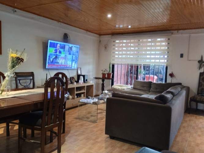 Vendo hermosa propiedad en Lo Prado