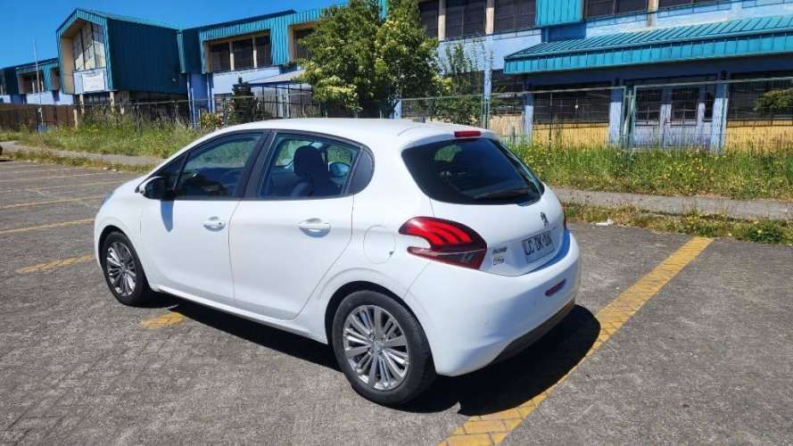 Peugeot 208 2019
