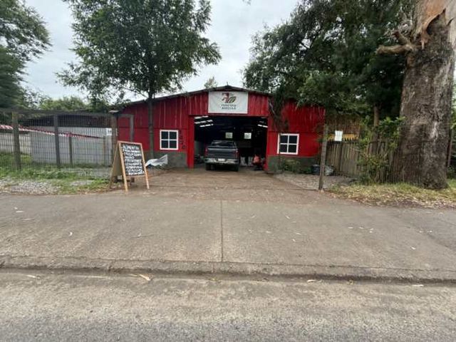 Sitio en venta de 2158m2 ubicado en Centro de Pucón