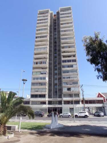 Se arrienda departamento 3 dorm. Av. Brasil