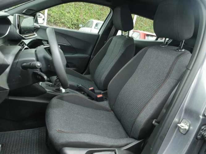 Peugeot 2008 2026 2008 Active 130 1.2