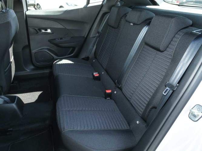 Peugeot 2008 2026 2008 Active 130 1.2