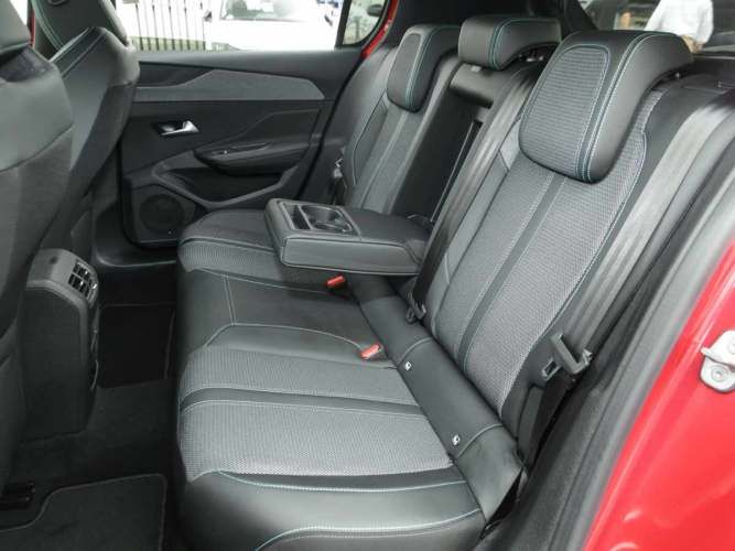 Peugeot  Puretech 1.2 Aut