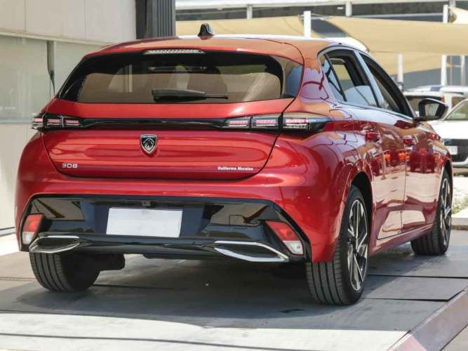 Peugeot  Puretech 1.2 Aut