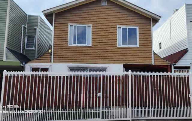 Amplia propiedad en venta en Valle Grande (133704)