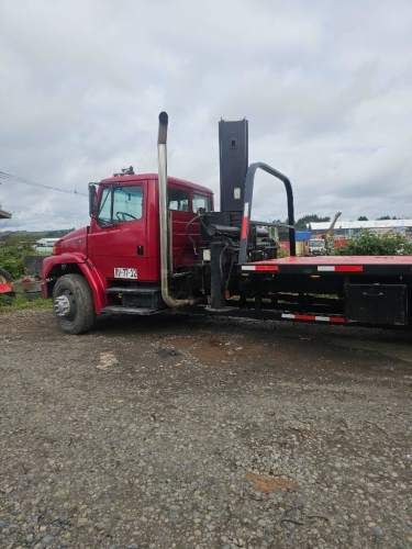 Se vende camion pluma