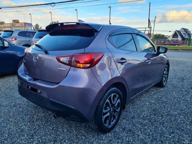 Mazda Demio Skyactiv 2017