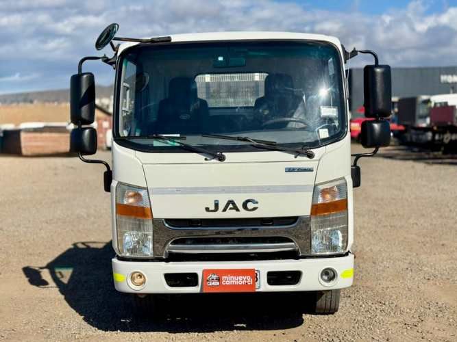 2022 Camión ¾ JAC Urban HFC 1040 Capacidad de Carga 3.200 kgs - SEMINUEVO