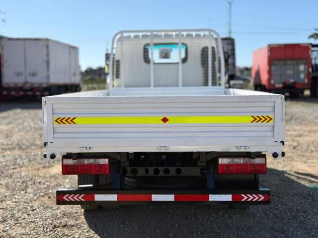 2022 Camión ¾ JAC Urban HFC 1040 Capacidad de Carga 3.200 kgs - SEMINUEVO