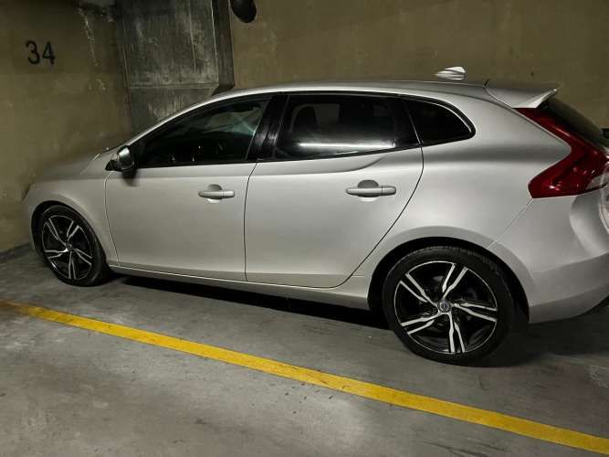 Volvo V40 T4 1.6