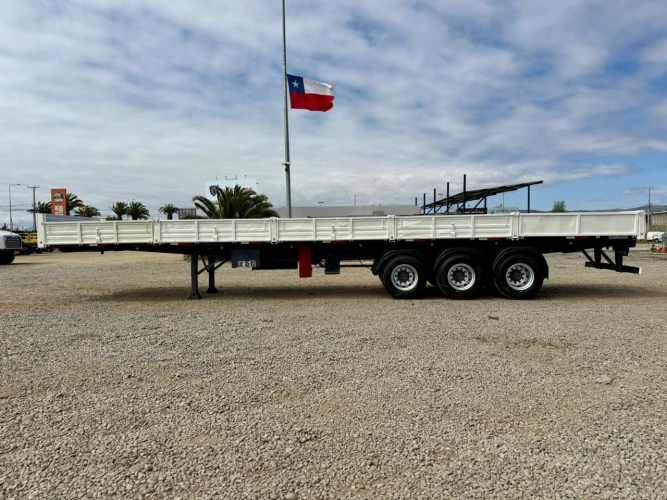 1996 Semirremolque Rampla Plana Randon 13.20 m con barandas
