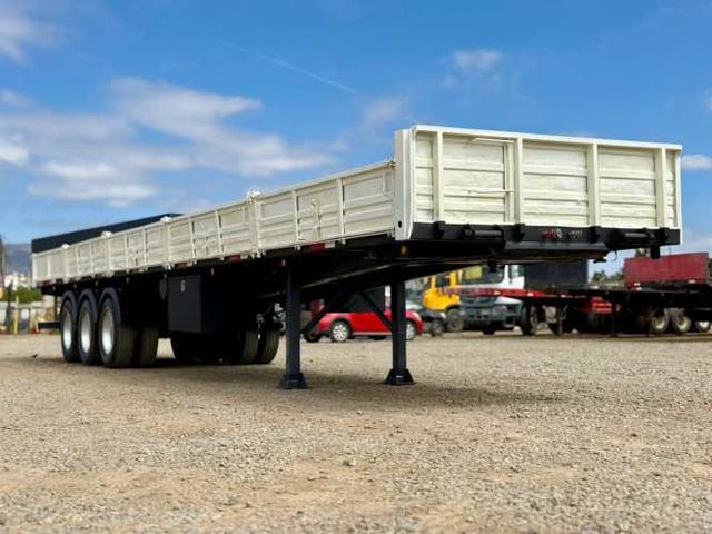 1996 Semirremolque Rampla Plana Randon 13.20 m con barandas