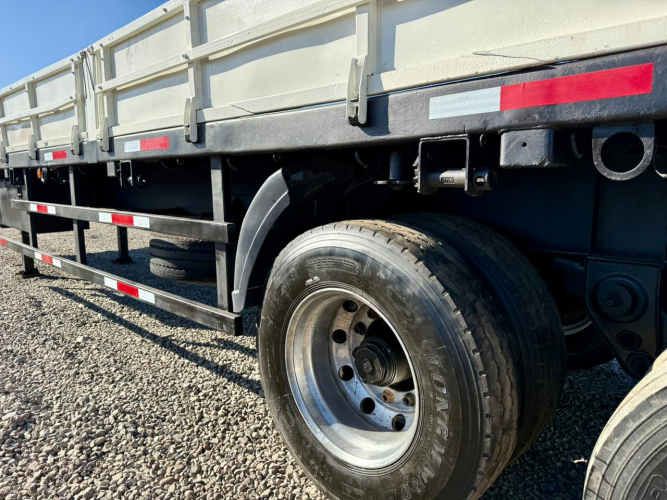 2020 IMPECABLE Semirremolque Rampla Plana 14.5 m con barandas y piñas - Fernández