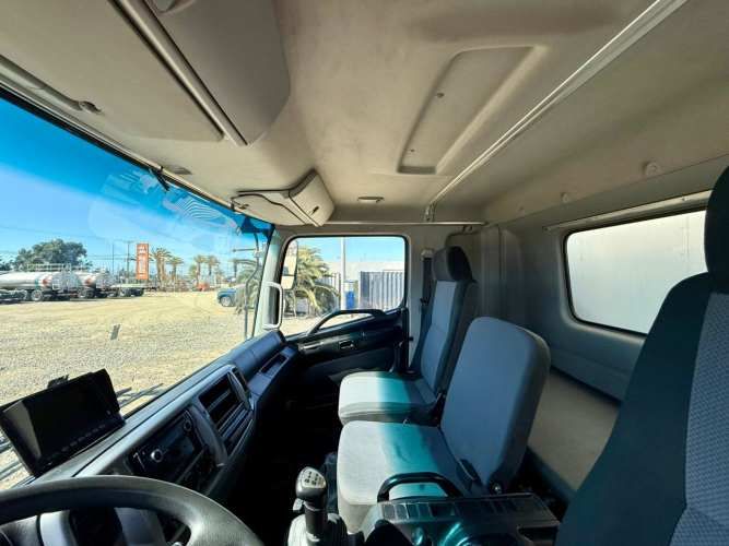 2020 Camión HINO GH 1826 Furgón de Carga General con opción a Carrocería con Frigo