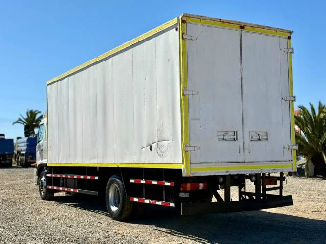 2020 Camión HINO GH 1826 Furgón de Carga General con opción a Carrocería con Frigo