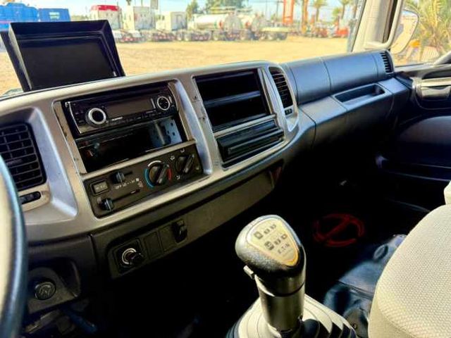 2020 Camión HINO GH 1826 Furgón de Carga General con opción a Carrocería con Frigo