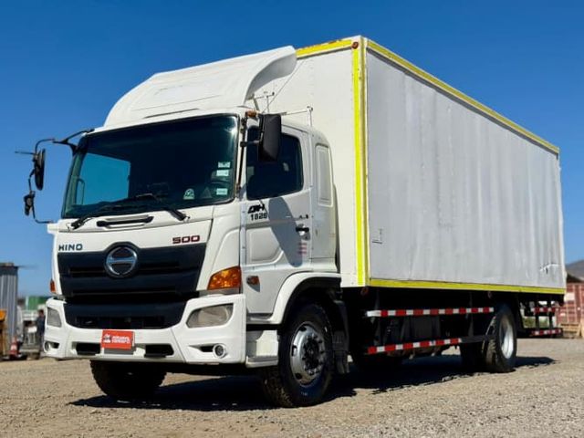 2020 Camión HINO GH 1826 Furgón de Carga General con opción a Carrocería con Frigo