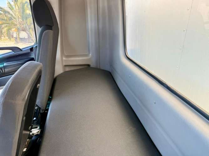 2020 Camión HINO GH 1826 Furgón de Carga General con opción a Carrocería con Frigo