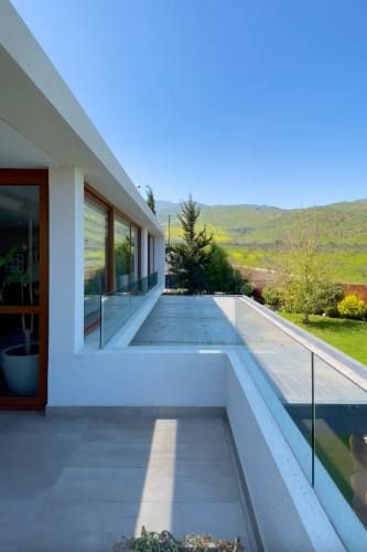 PRECIOSA CASA EN SECTOR PIEDRA ROJA  DE CHICUREO SANTIAGO