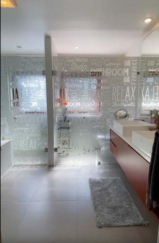 PRECIOSA CASA EN SECTOR PIEDRA ROJA  DE CHICUREO SANTIAGO