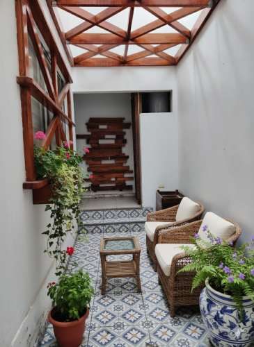 IMECABLE HOSTAL EN EL CENTRO DE LA CIUDAD 450 METROS CUADRADOS