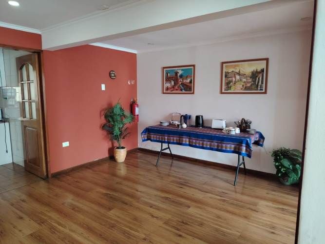 IMECABLE HOSTAL EN EL CENTRO DE LA CIUDAD 450 METROS CUADRADOS