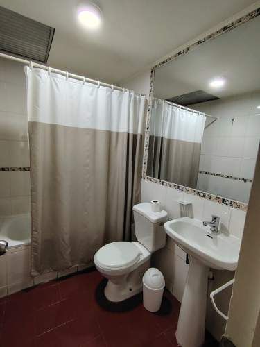 IMECABLE HOSTAL EN EL CENTRO DE LA CIUDAD 450 METROS CUADRADOS