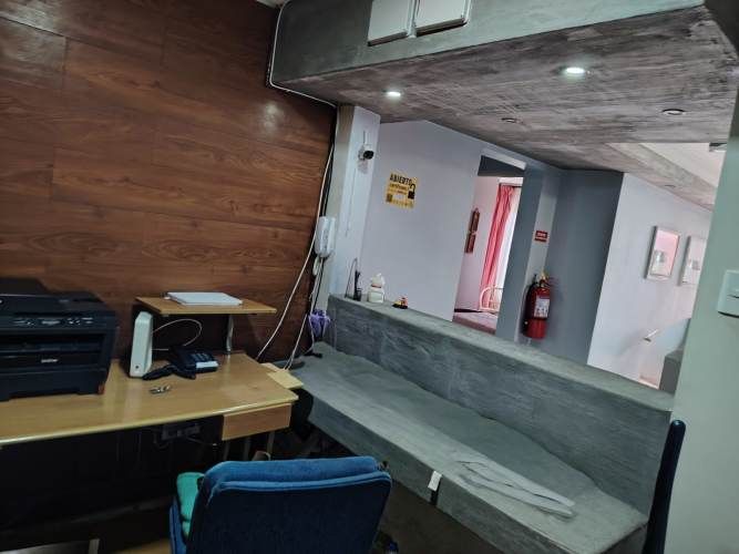 IMECABLE HOSTAL EN EL CENTRO DE LA CIUDAD 450 METROS CUADRADOS