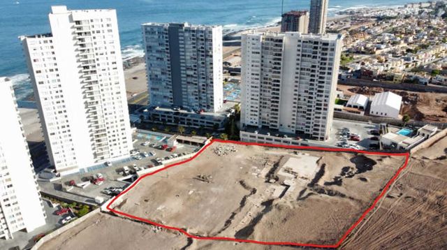 GRAN TERRENO SECTOR SUR DE ANTOFAGASTA FRENTE A PLAYA LLACOLEN