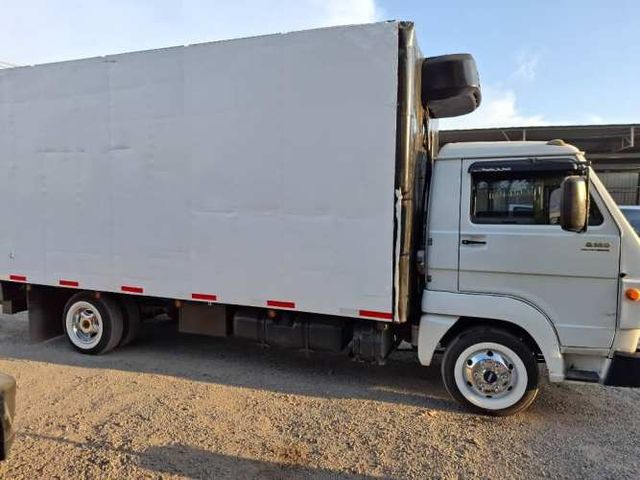 Camion volkswagen delivery 8.160