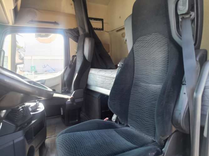 TRACTO CAMION JZGS36