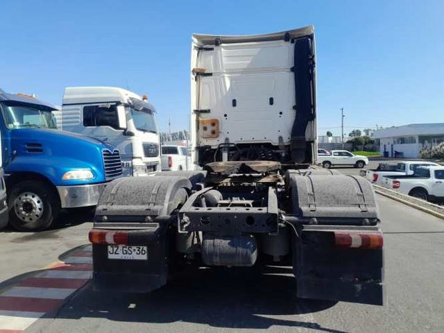 TRACTO CAMION JZGS36