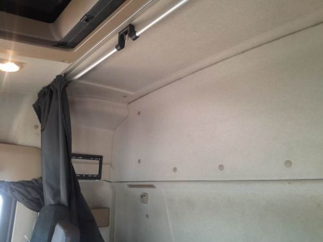 TRACTO CAMION JZGS36