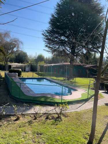 Parcela en Calera de Tango con 3 casas, con 5800 M2