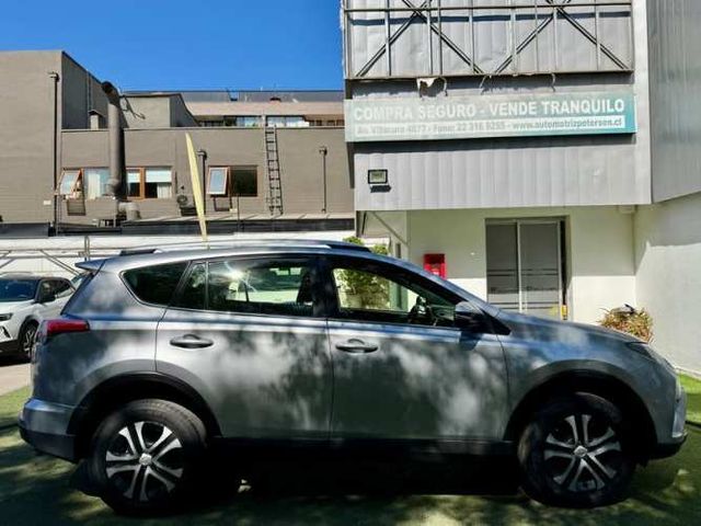 TOYOTA RAV4 LUJO 4X2 - 2018 | 3487