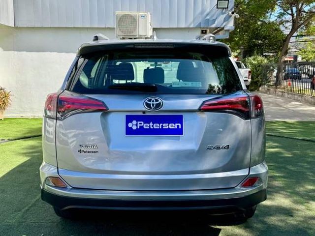 TOYOTA RAV4 LUJO 4X2 - 2018 | 3487