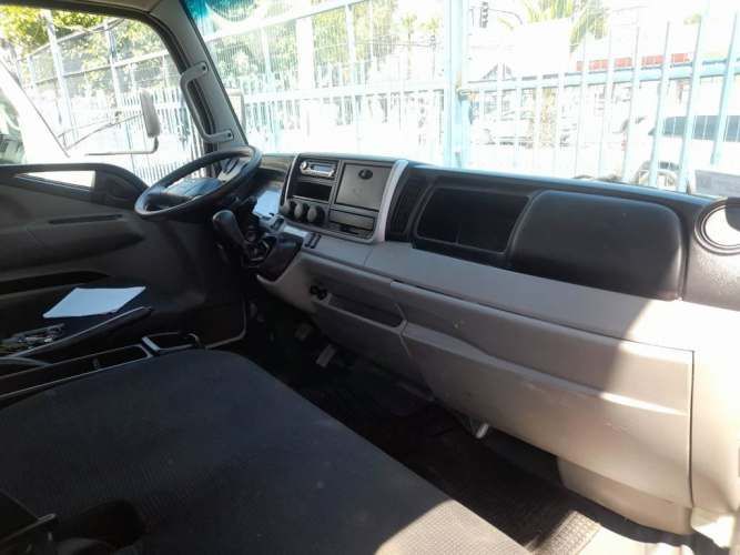 Mitsubishi fuso canter 815 2019