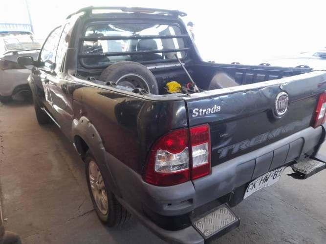 Fiat strada 1.4 2010